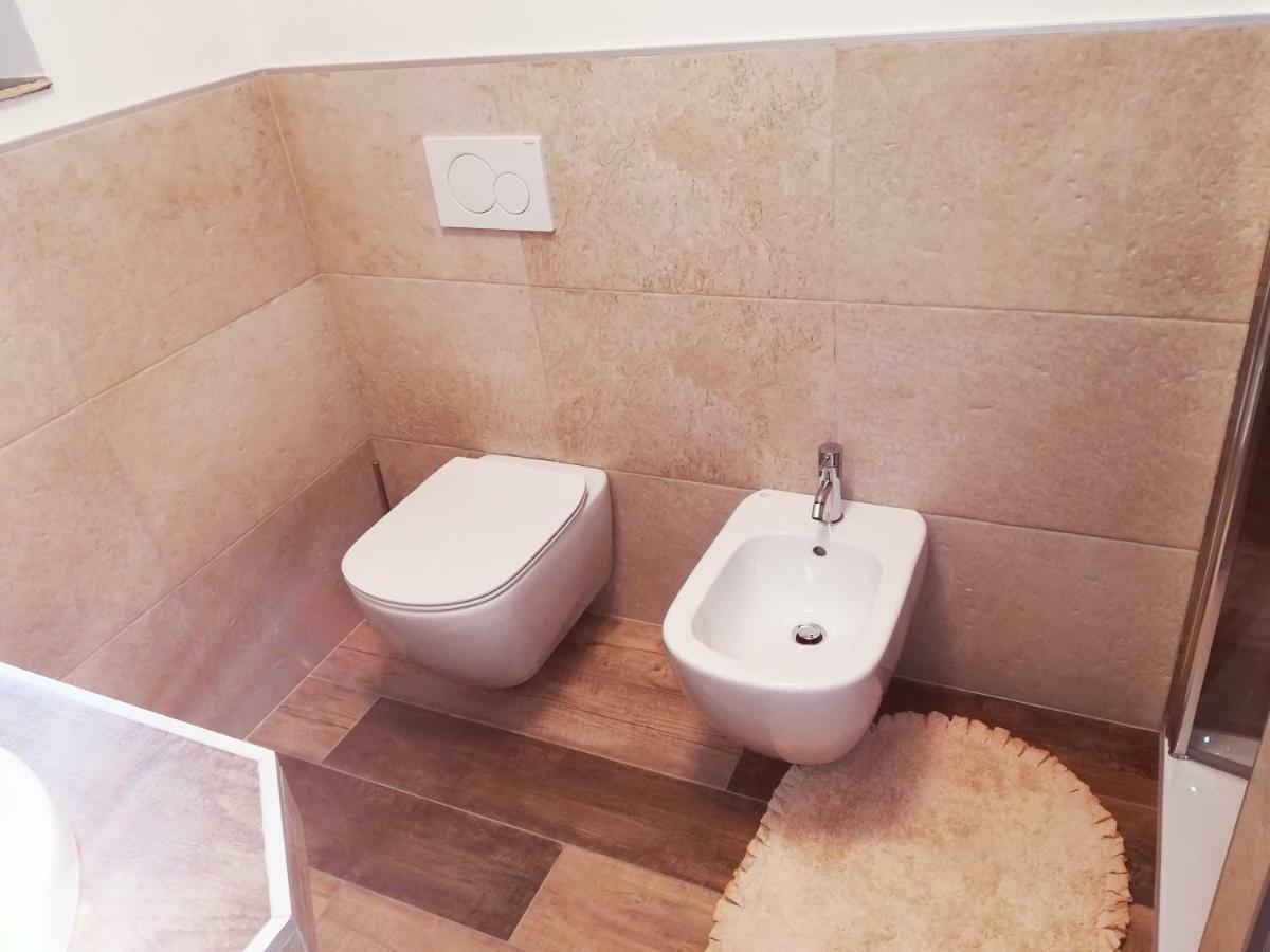 Rele B Apartment เตมู ภายนอก รูปภาพ